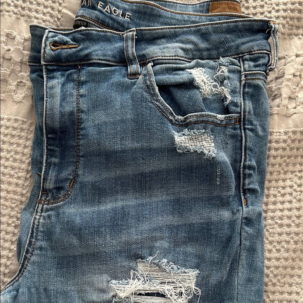 American Eagle Outfitters Women's Ripped Blue Jeans